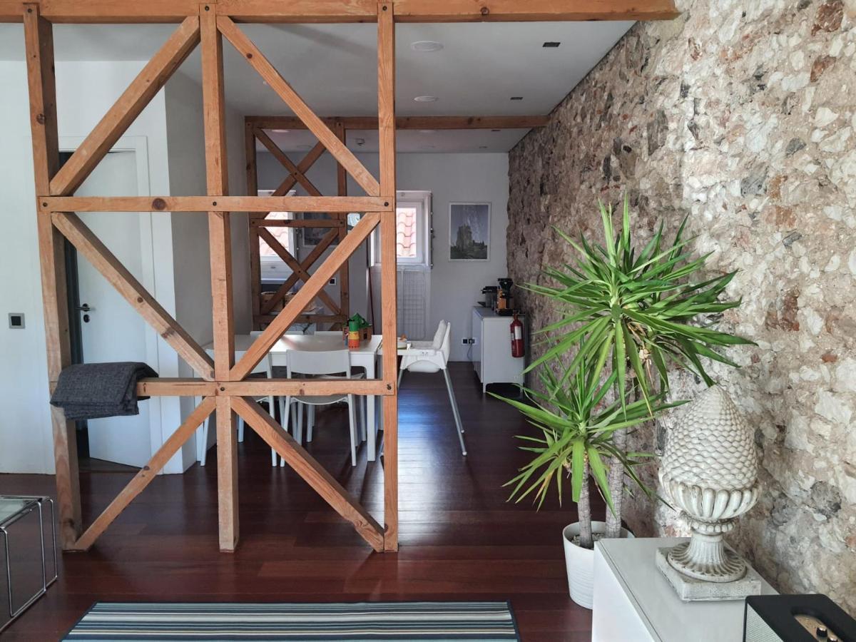 1881 Historical Duplex Lejlighed *